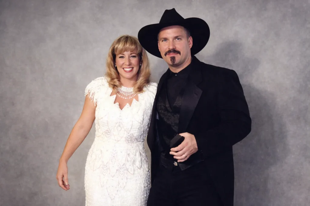 Sandy Mahl: Life, Career, Marriage to Garth Brooks, Net Worth, and Current Status